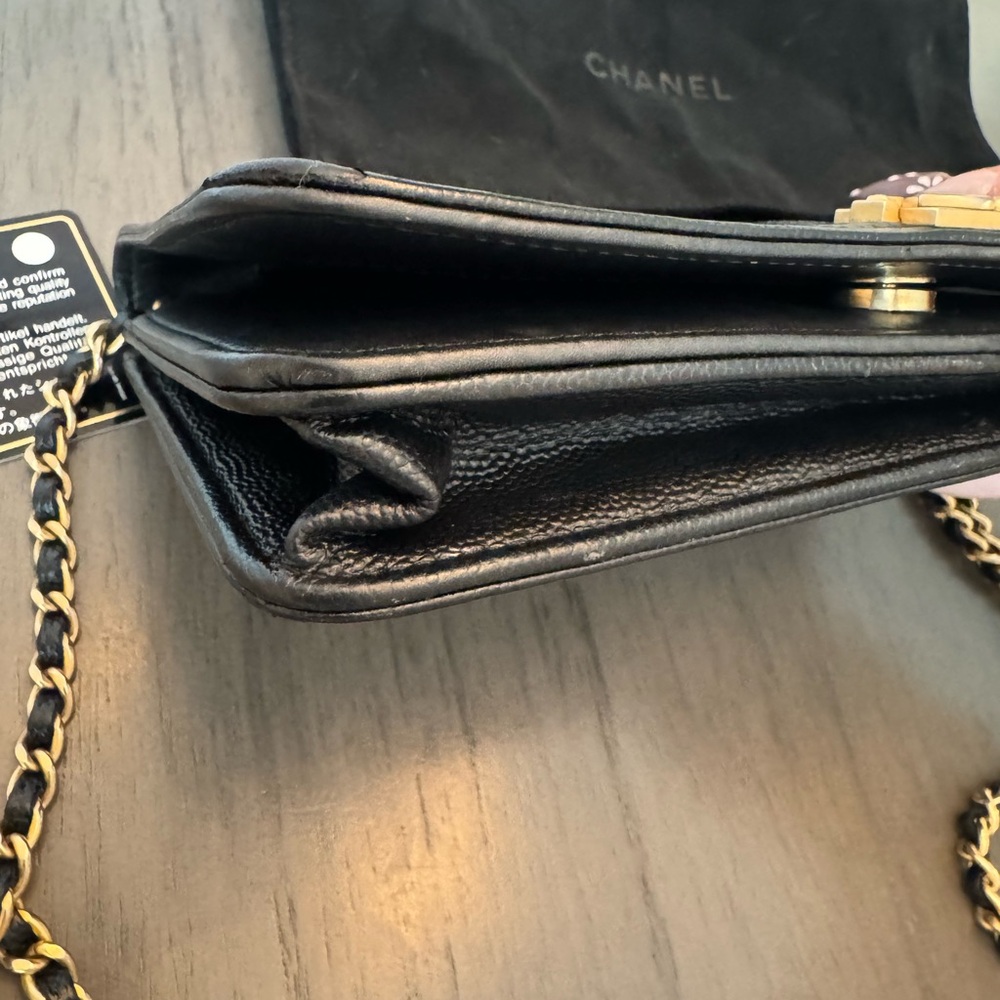 Chanel Black Quilted Crossbody Bag with Gold Chain - Picture 6 of 8